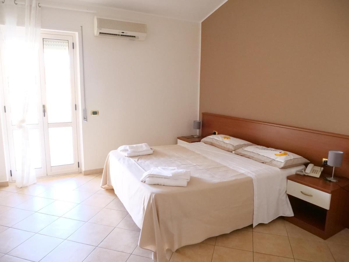 Grand Hostel Calabria Pietrapaola Exterior photo